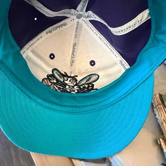 Mitchell & Ness Charlotte Hornets Fitted Cap NBA Puple Blue 7⅜ Basketball Hat - Picture 5 of 5